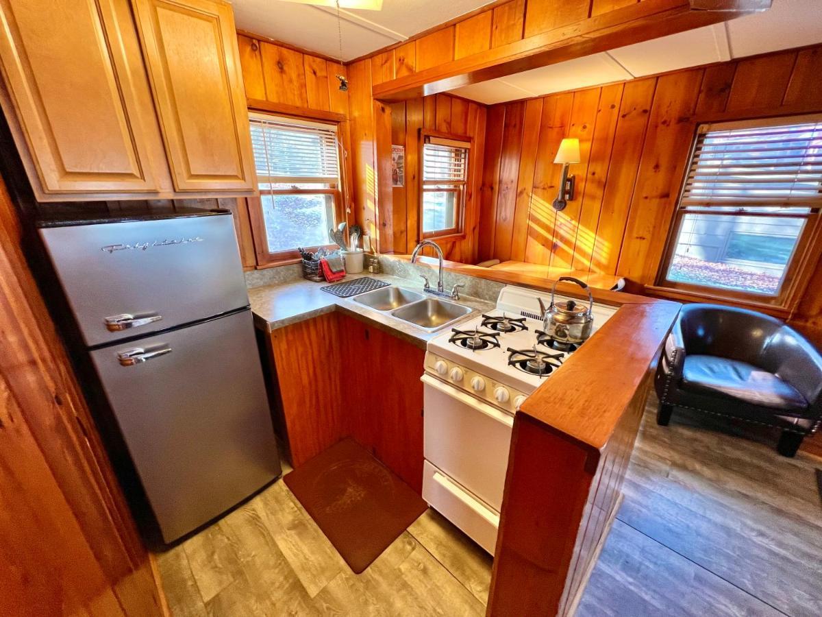 Adirondack Lake Cabins Hotel Indian Lake Luaran gambar
