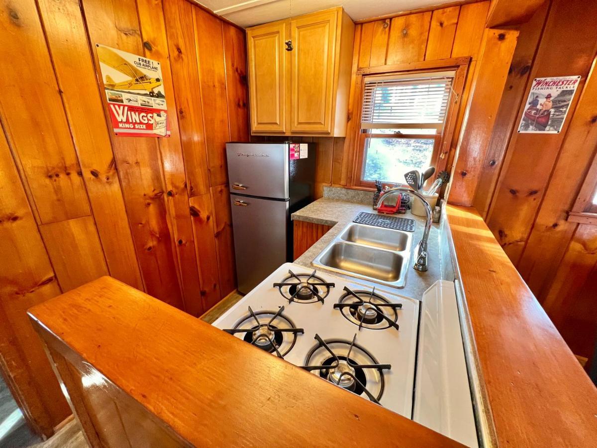 Adirondack Lake Cabins Hotel Indian Lake Luaran gambar